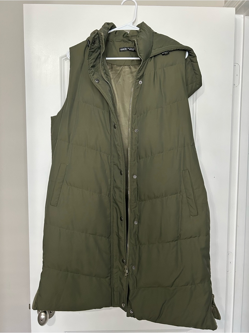 SHEIN Olive Green Sleeveless Puffer Vest with Hood